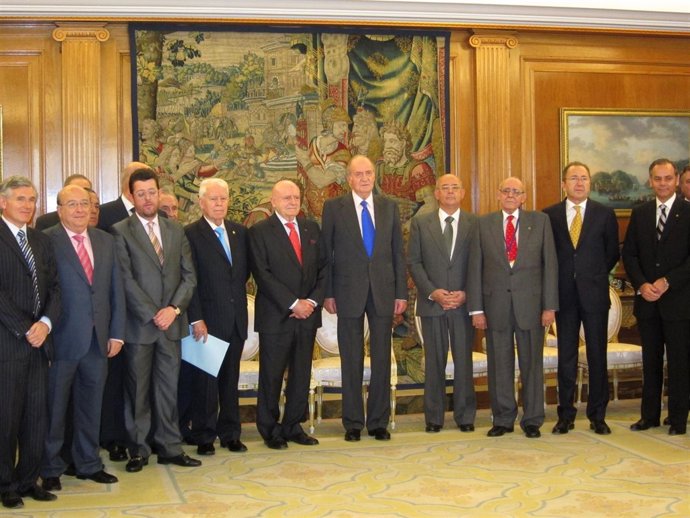 El Rey Recibe A La Mesa Del Turismo