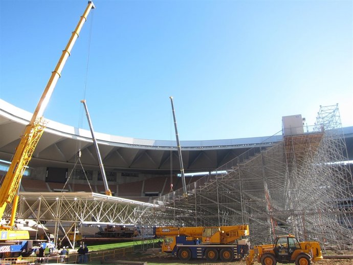 Estado Actual De Las Obras Del Graderío Y La Cubierta