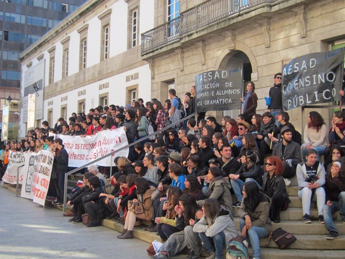 PARA BERTO: Vigo Parrafillos De Concentracion Estudiantil Y Foto