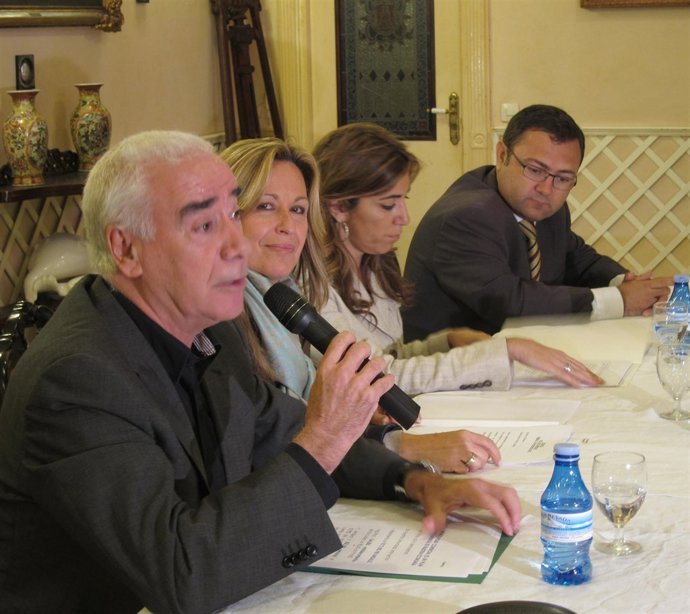 Alonso, Jiménez, Díaz Y Heredia, En Un Encuentro Con Comerciantes De Málaga