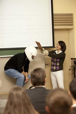 Campaña 'Agárrate A La Vida' Sobre Seguridad Vial.