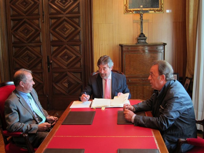 Belloch Firma Protocolo Cercanías Zaragoza