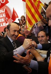 Rubalcaba pide evitar el "monopartidismo de la derecha"