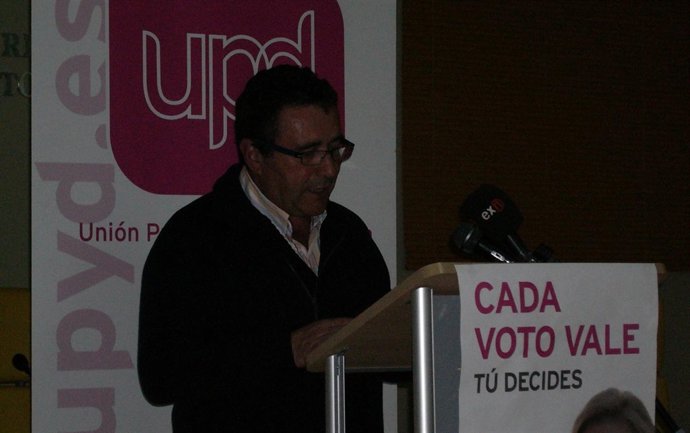 Nota De Prensa Upyd En Castuera Con Julio Rubio