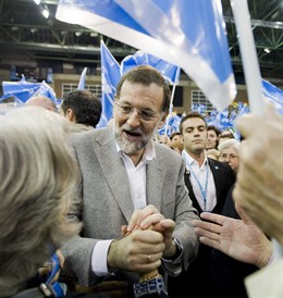 Mariano Rajoy En Un Mitin En Sevilla