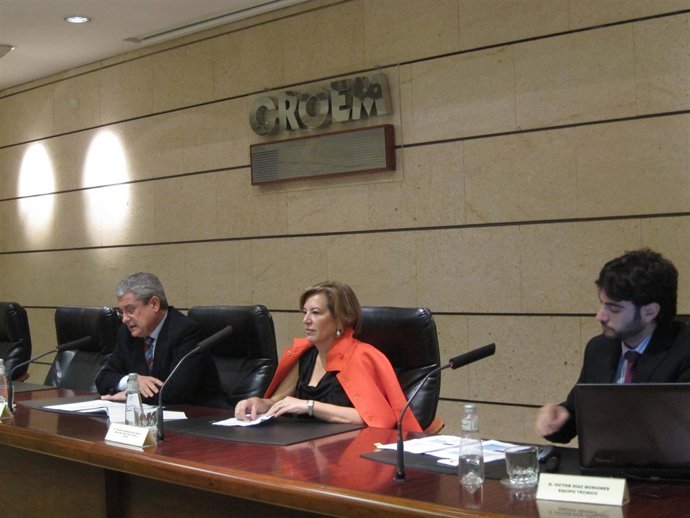 Miguel Del Toro (CROEM) Y Pilar Iglesias (CEOE)