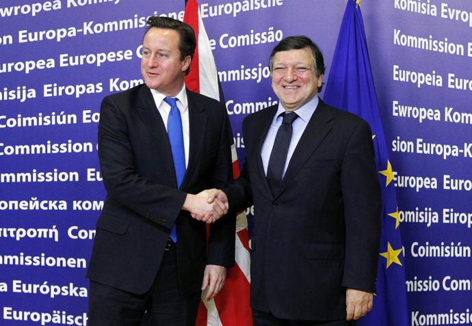 Cameron (Reino Unido) Y Barroso (Unión Europea)