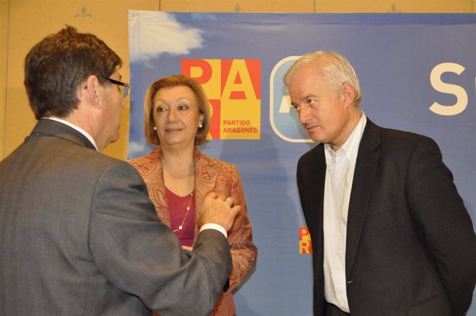 Luisa Fernanda Rudi Y Eloy Suárez (PP) Con Arturo Aliaga (PAR).
