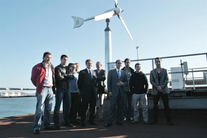 Diego Y Arasti Con Los Trabajadores De NPB Y Responsables De Sonkyo