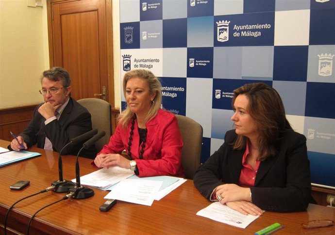 Diego Maldonado, Carolina España Y María Del Mar Martín Rojo