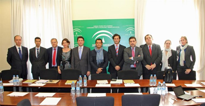 Jurado Del Premio AJE 2011