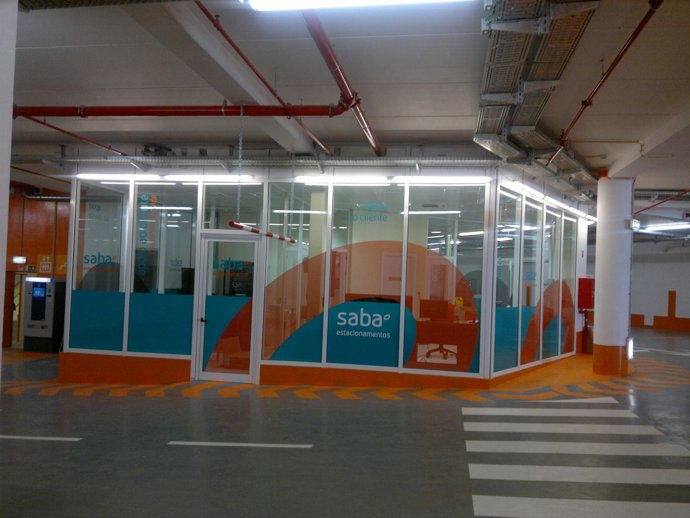 Aparcamiento De Saba En Oporto