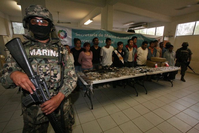 Detenidos 14 Miembros De Los Zetas En México.