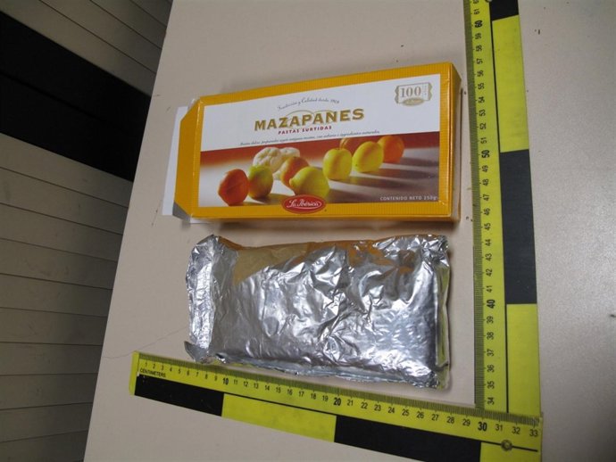 Cocaína Oculta En Una Tableta De Turrón