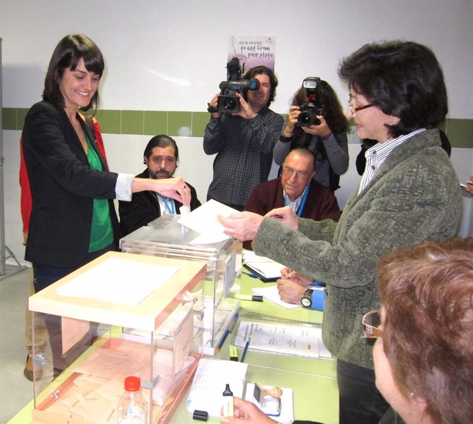María González Veracruz Votando