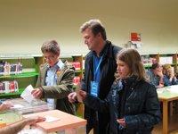 Alberto Bretón señala "la importancia" de acudir hoy a las urnas para "poner en buen camino a España"