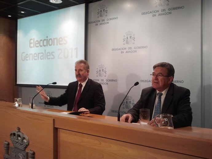 Comparecencia De Javier Fernández Y Juan José Rubio          