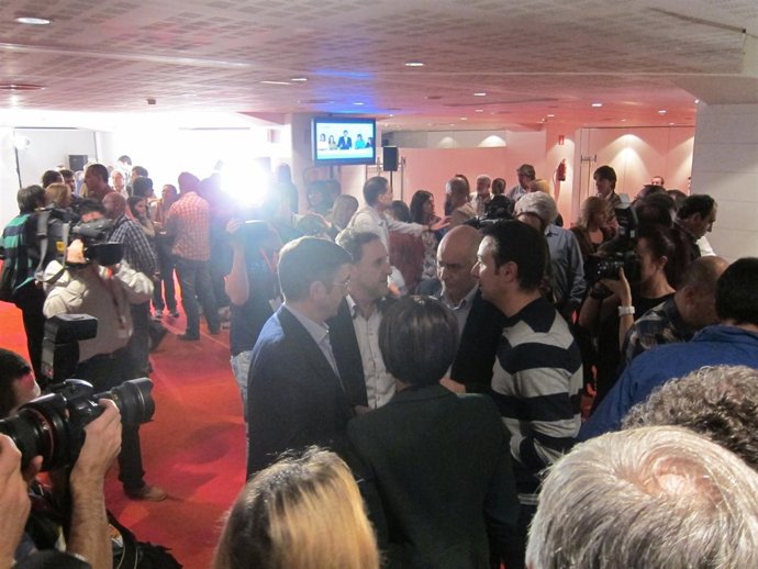 Socialistas Durante La Noche Electoral