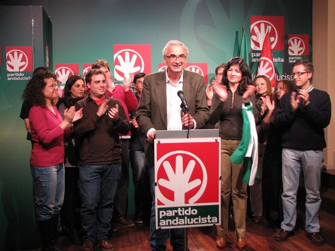 Miembros De La Candidatura Del PA Comparecen Ante Los Medios