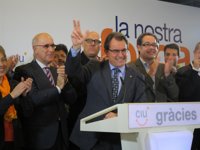 Duran proclama la victoria "histórica" de CiU y del pacto fiscal