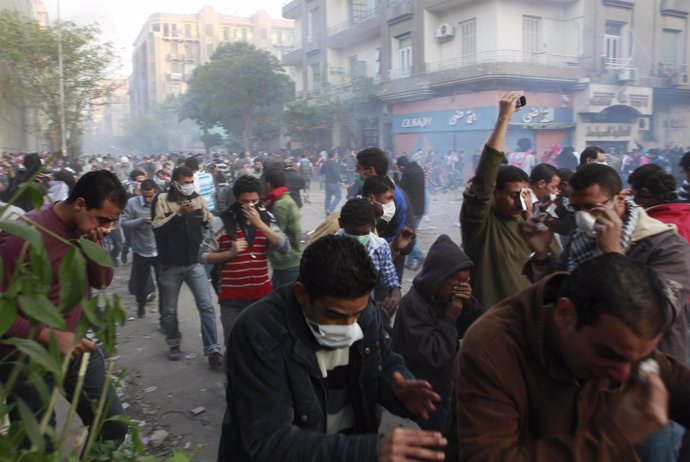 Manifestantes Concentrados En La Plaza Tahrir De El Cairo