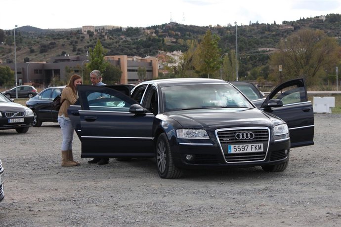 ANTIGUO  COCHE  BARREDA
