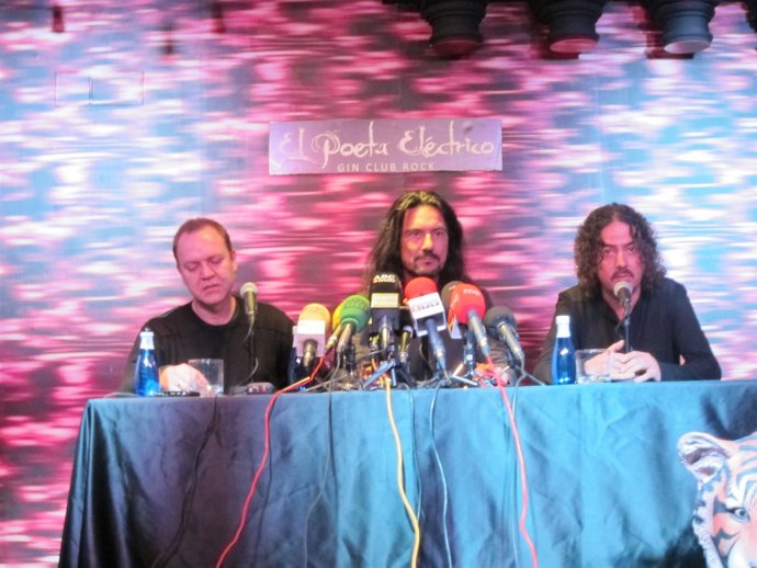 Juan Valdivia, Joaquín Cardiel Y Pedro Andreu De Héroes Del Silencio