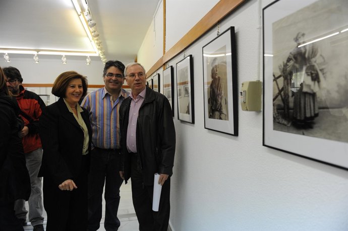 Inauguración De La Exposición 'Gitanos De Ayer'        