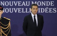 Sarkozy elogia a Danielle Mitterrand, una "mujer que no renunció a sus valores"