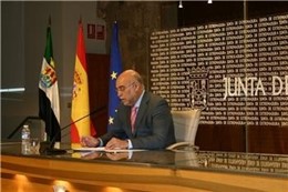 José Antonio Echávarri