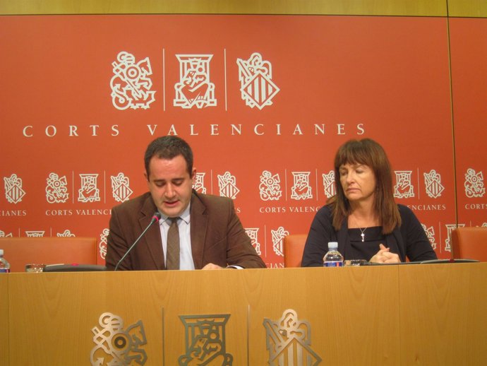 Alarte Y Moreno En Rueda De Prensa Tras La Junta De Síndics