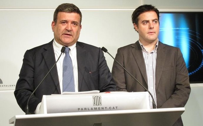 Los Diputados De SI Alfons López Tena Y Uriel Beltran