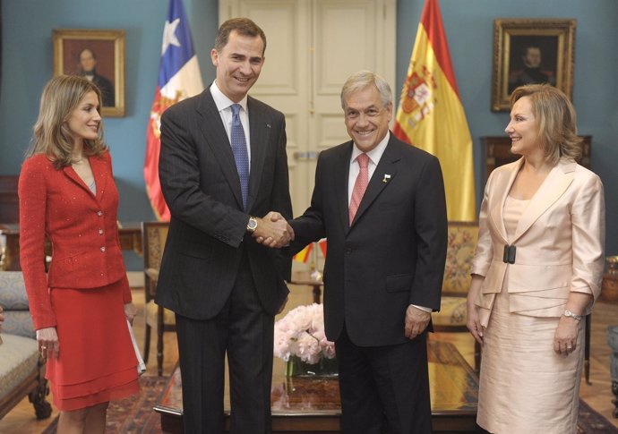 Los Príncipes Con Sebastián Piñera Y Su Esposa