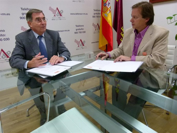 José Pablo Ruiz Abellán Y Jesús Salmerón