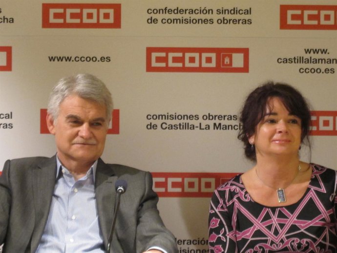 Gil Y Santillana En Rueda De Prensa