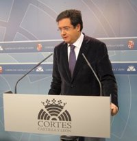 Óscar López (PSOE): "Rubalcaba cuenta con el cariño, el apoyo y el respeto de la inmensa mayoría del partido" 