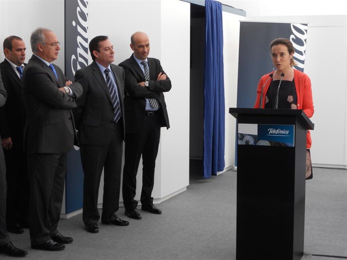 Cuca Gamarra Inaugura La Exposición Innovate