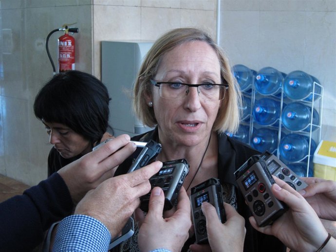 La Portavoz Del PSC En El Ayuntamiento De Barcelona, Assumpta Escarp