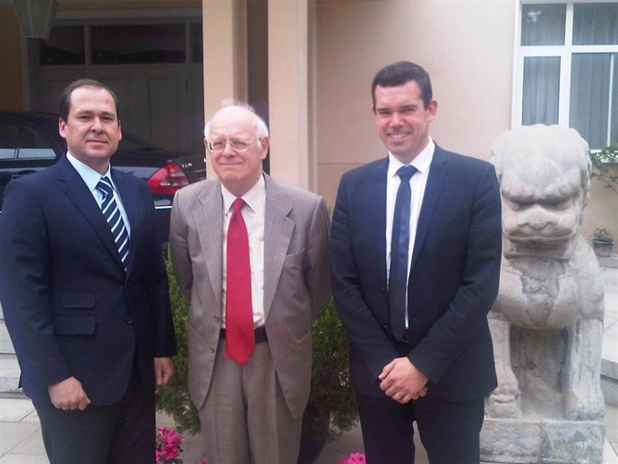 Fernando Bienert, Eugeni Bregolat Y Domènec Vila 