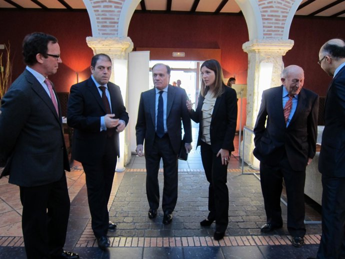 El Consejero De Economía En La Entrega De Premios De ATA