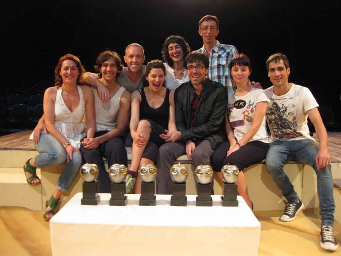 Equipo De 'La Función Por Hacer', De Kamikaze Producciones  