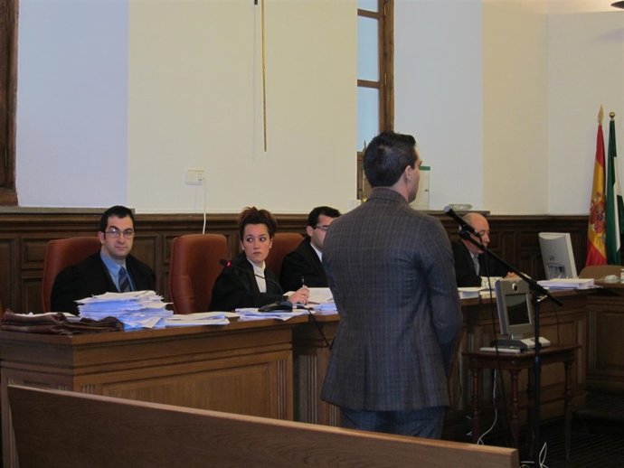 Juicio Contra Acusado De Acribillar A Tiros A Dos Hermanos