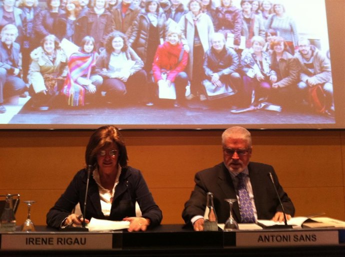 La Consellera De Enseñanza, Irene Rigau, Abre Simposio