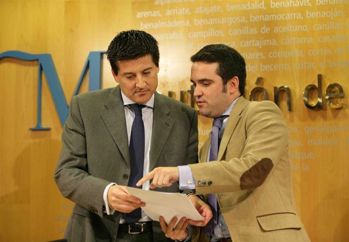 Oblaré Y Florido En El Anuncio De La Empresa Adjudicataria De La Malagueta