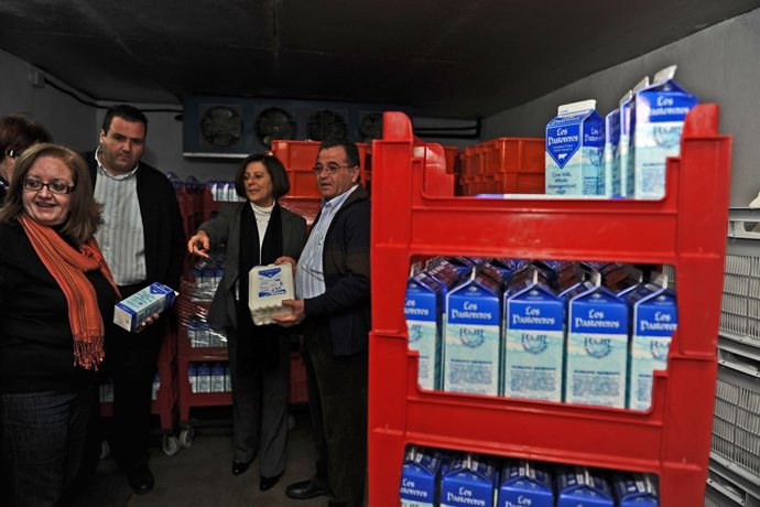 Visita De La Junta A La Cooperativa Los Pastoreos                     