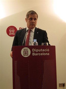 El Vicepresidente De La Diputación Alberto Fernández Díaz