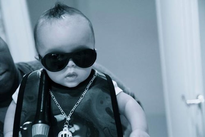 Bebé De Mariah Carey Con Gafas