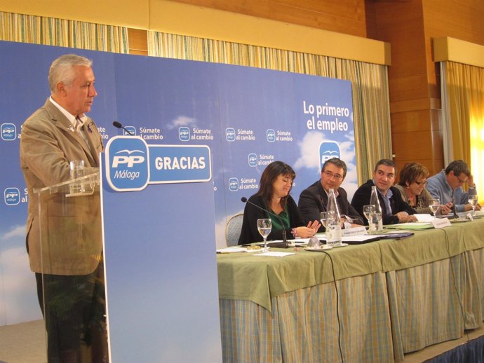 Arenas Interviene En La Junta Directiva Del PP De Málaga