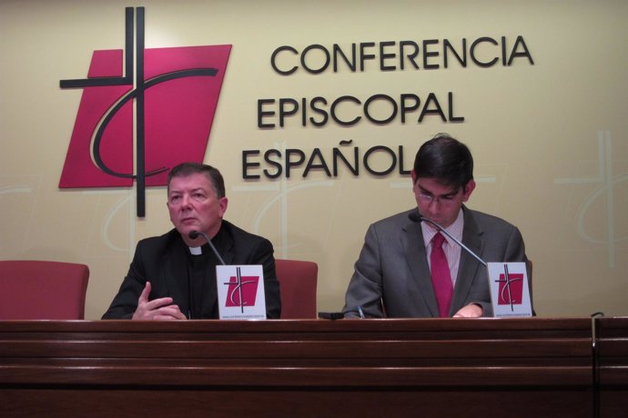 Martínez Camino E Isidro Catela, Conferencia Episcopal Española