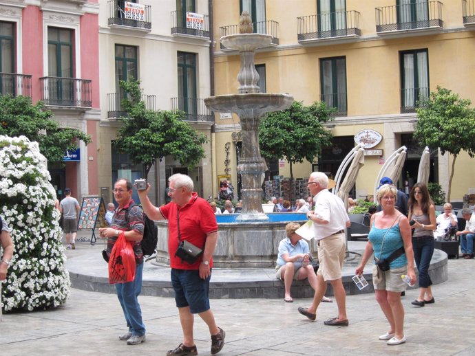 Turistas En Málaga Viajeros 